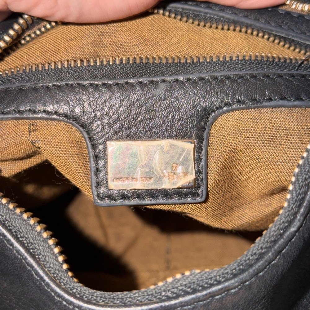 Fendi Style -High Quality Black Pebbled Leather Hobo Bag - Picture 3 of 5
